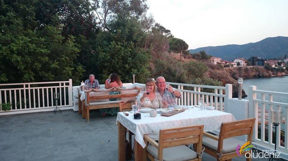 Şövalye Adası Sabah Kahvaltısı - Akşam Yemeği