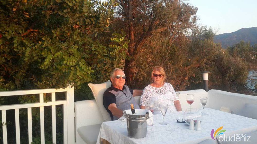 Şövalye Adası Sabah Kahvaltısı - Akşam Yemeği
