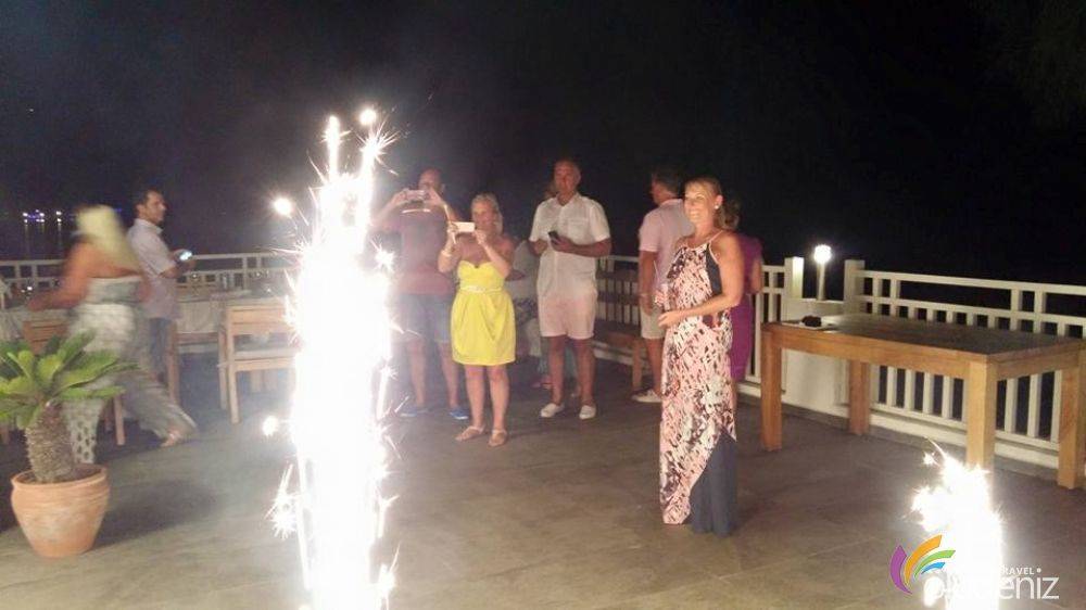 Şövalye Adası Sabah Kahvaltısı - Akşam Yemeği