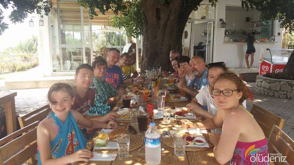 Şövalye Adası Sabah Kahvaltısı - Akşam Yemeği