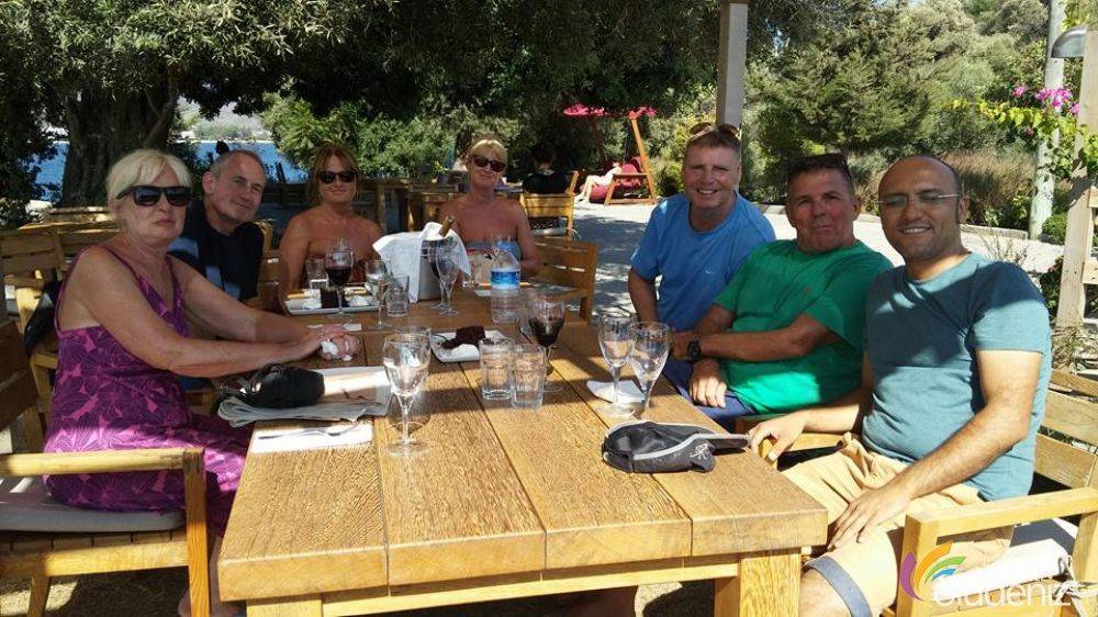 Şövalye Adası Sabah Kahvaltısı - Akşam Yemeği