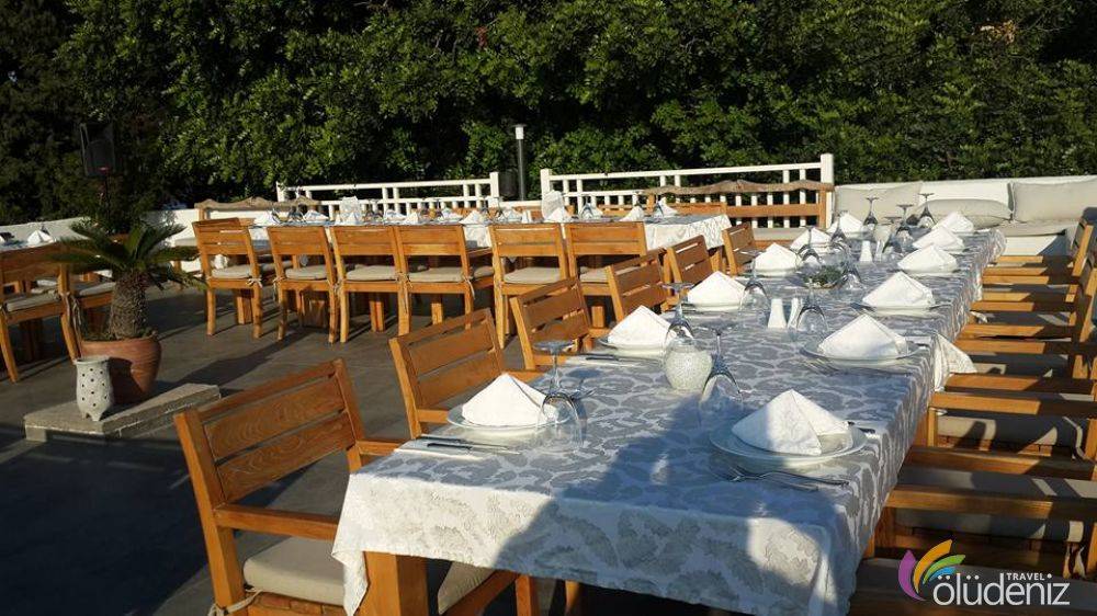 Şövalye Adası Sabah Kahvaltısı - Akşam Yemeği