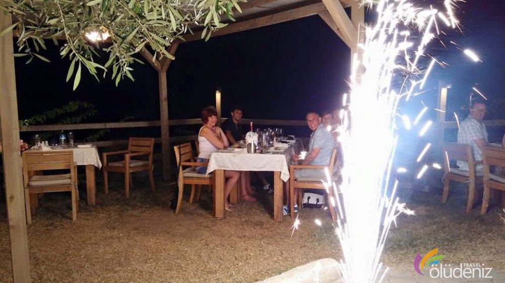 Şövalye Adası Sabah Kahvaltısı - Akşam Yemeği