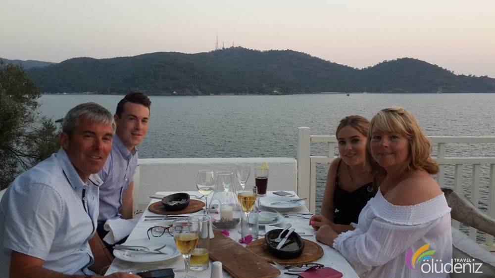 Şövalye Adası Sabah Kahvaltısı - Akşam Yemeği
