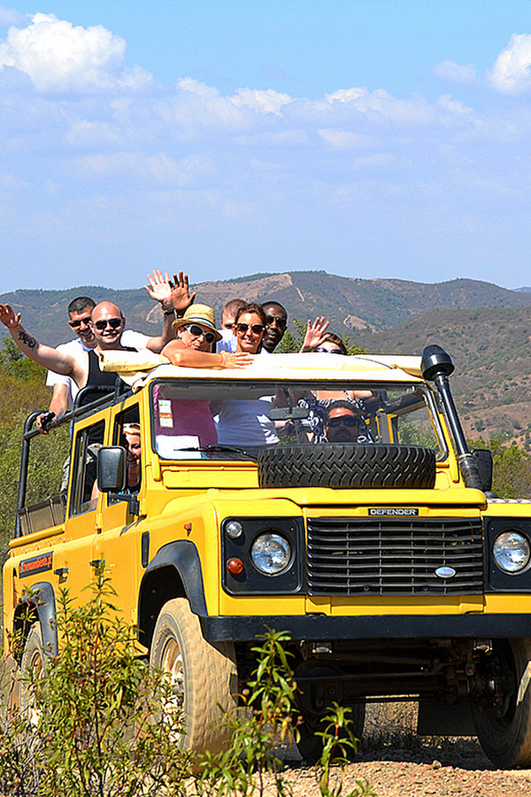 Fethiye jeep safari turu eğlencesi